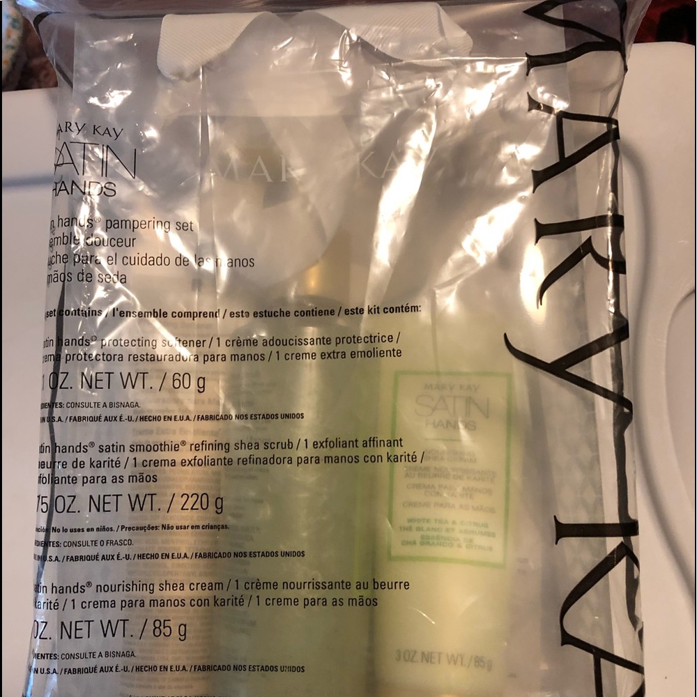 Mary Kay Satin Hands